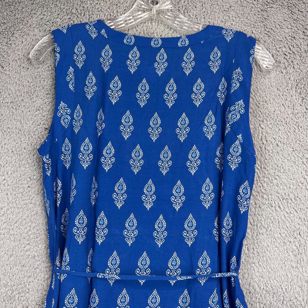 New Anne Taylor Loft Belted Top Sleeveless Size small - Picture 3 of 11